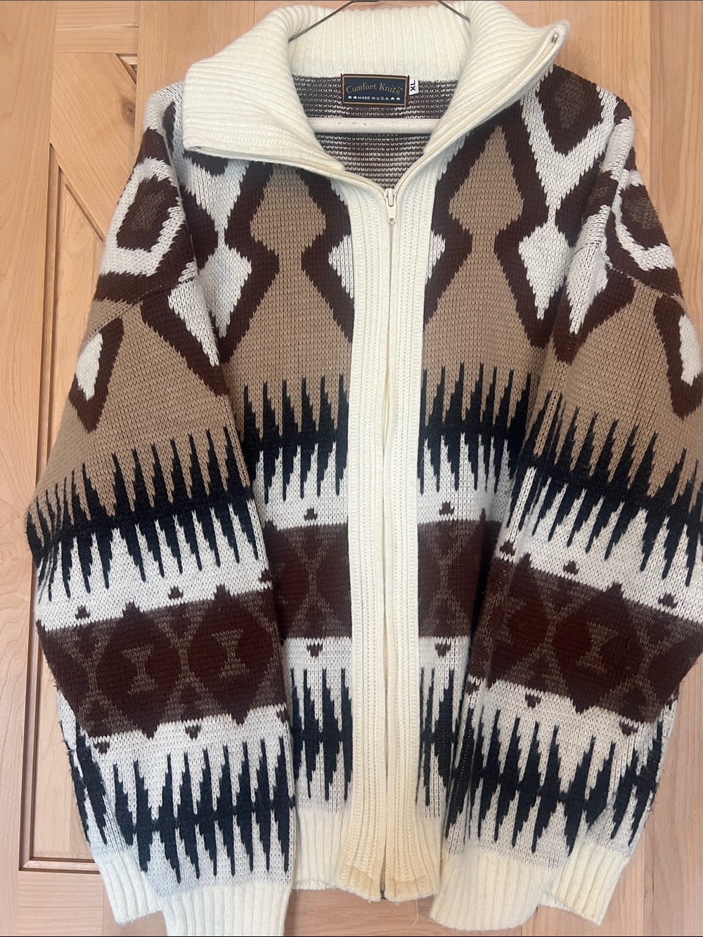 Vintage Comfort Knits Ribbed Zip-Front Cardigan in Cream & Brown
